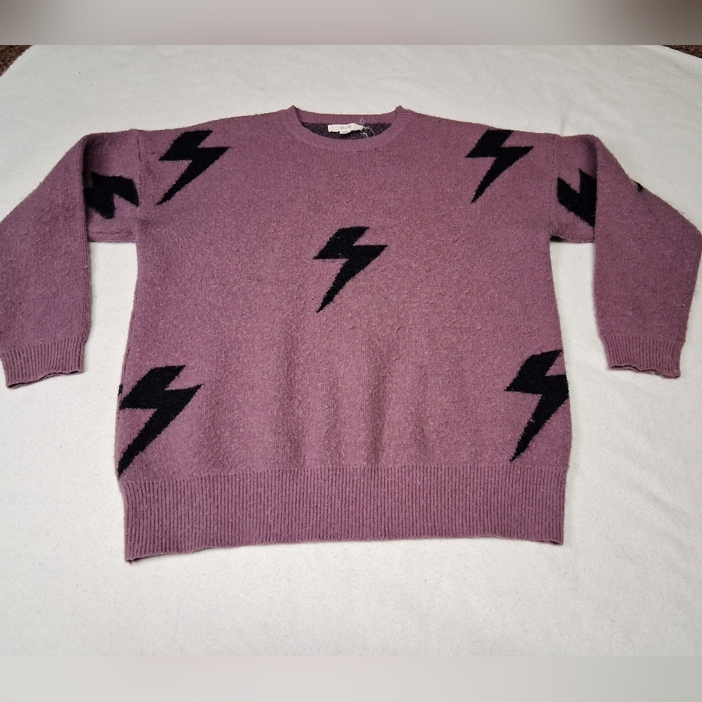 4/20$➡️ Purple Sweater with Black Lightning Bolts